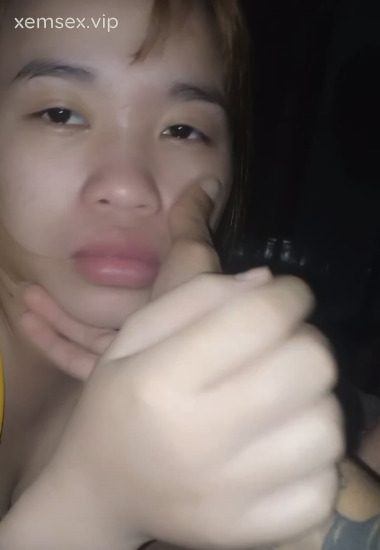 Bạn thân say mê bú cu