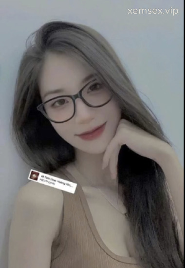 Hotgirl Quỳnh Trang làm tình chat sex