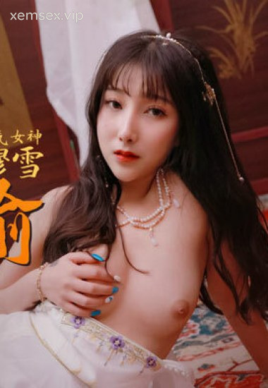 MAD022 Nữ sinh Mu Xue đóng cảnh nóng giữa rừng cây